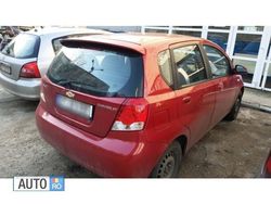 Rosu metalizat Utilizat 2007 Chevrolet Aveo Hatchback | 2.400 EUR (Preț bun)