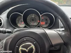 Culoarealbastru Utilizat 2006 Mazda 3 Comfort Hatchback | 2.500 EUR (Puțin scump)