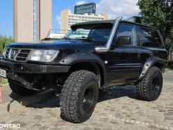 Negru Utilizat 2003 Nissan Patrol SUV | 13.300 EUR