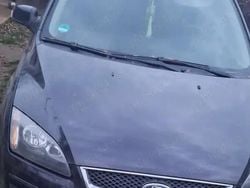 Negru Utilizat 2007 Ford Focus Titanium Coupe | 1.000 EUR (Preț bun)