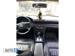 Albastru Utilizat 2000 Audi A4 Break | 1.500 EUR