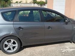 Culoaregri Utilizat 2010 Hyundai i30 Classic Break | 2.850 EUR (Preț bun)