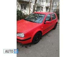 Rosu Utilizat 2000 VW Golf IV Hatchback | 1.350 EUR (Puțin scump)