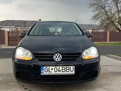 Culoarenegru Utilizat 2005 VW Golf IV Comfortline Hatchback | 2.850 EUR (Preț OK)