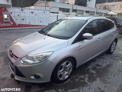 Culoareargint Utilizat 2012 Ford Focus Ambiente Hatchback | 3.800 EUR (Preț OK)