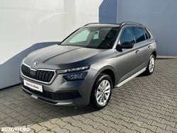 Gri mediumetalic Utilizat 2023 Skoda Kamiq Style SUV | 21.659 EUR (Scump)