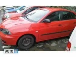 Rosu Utilizat 2005 Seat Ibiza Hatchback | 2.150 EUR
