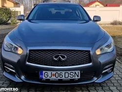 Gri Utilizat 2015 Infiniti Q50 Berlinǎ | 9.000 EUR