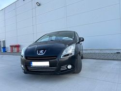 Maro Utilizat 2010 Peugeot 5008 Monovolum | 4.000 EUR (Puțin scump)