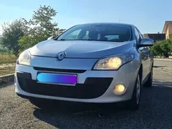 Gri Utilizat 2011 Renault Mégane III Hatchback | 4.250 EUR (Preț OK)