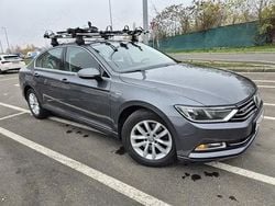 Gri Utilizat 2016 VW Passat Berlinǎ | 14.599 EUR (Preț bun)