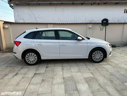 Alb Utilizat 2021 Skoda Scala Ambition Hatchback | 10.300 EUR (Preț bun)