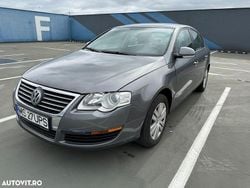 Culoaregri Utilizat 2005 VW Passat Comfortline Berlinǎ | 2.400 EUR (Preț OK)