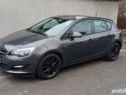 Utilizat 2014 Opel Astra Hatchback | 9.450 EUR
