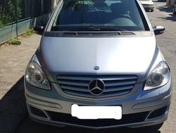 Gri Utilizat 2007 Mercedes B180 Monovolum | 6.000 EUR (Scump)