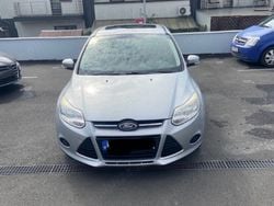 Gri Utilizat 2011 Ford Focus Berlinǎ | 5.300 EUR (Puțin scump)