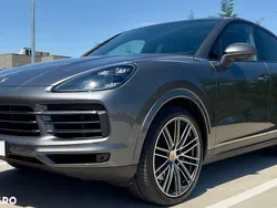 Gri Utilizat 2019 Porsche Cayenne SUV | 57.300 EUR (Super Preț)