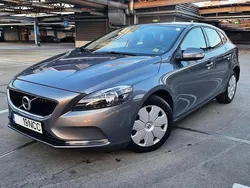 Culoarealte culori Utilizat 2017 Volvo V40 Standard Break | 9.740 EUR