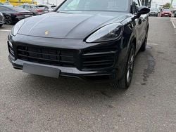 Culoarenegru Utilizat 2019 Porsche Cayenne SUV | 42.500 EUR (Super Preț)