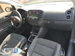 Negru Utilizat 2006 VW Golf Plus Monovolum | 3.250 EUR