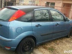 Utilizat 2004 Ford Focus ST Hatchback | 890 EUR (Super Preț)