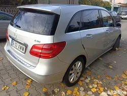 Mercedes B180