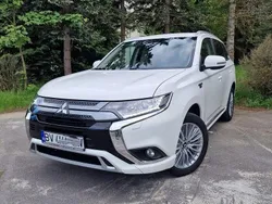 Culoarealb Utilizat 2020 Mitsubishi Outlander P-HEV SUV | 21.300 EUR (Preț OK)