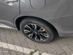Utilizat 2015 Mitsubishi Outlander P-HEV SUV | 13.900 EUR