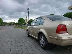 Utilizat 2004 VW Bora Berlinǎ | 1.500 EUR (Preț OK)