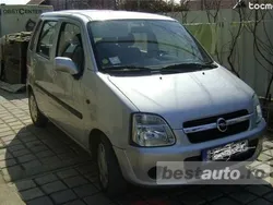 Galben Utilizat 2004 Opel Agila Berlinǎ | 2.000 EUR