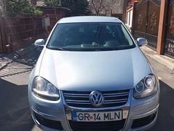 Albastru Utilizat 2010 VW Jetta Berlinǎ | 3.900 EUR (Preț bun)