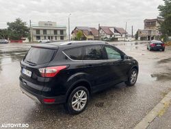 Culoarenegru Utilizat 2019 Ford Kuga SUV | 13.000 EUR (Preț OK)