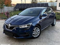 Culoarealbastru Utilizat 2020 Renault Mégane IV Hatchback | 12.499 EUR (Puțin scump)