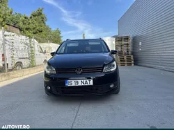Culoarenegru Utilizat 2015 VW Touran Comfortline Monovolum | 7.100 EUR (Puțin scump)