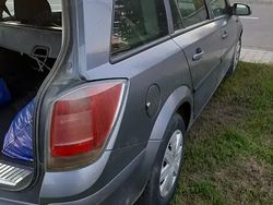 Utilizat 2007 Opel Astra Berlinǎ | 1.100 EUR