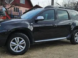 Negru Utilizat 2011 Dacia Duster Lauréate SUV | 6.290 EUR (Preț OK)