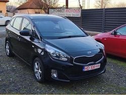 Culoarenegru Utilizat 2016 Kia Carens DREAM-TEAM Edition Monovolum | 4.990 EUR