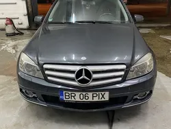 Gri Utilizat 2010 Mercedes C300 Avantgarde Edition Berlinǎ | 5.499 EUR