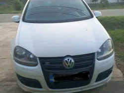 Culoarealb Utilizat 2007 VW Golf V Hatchback | 1.800 EUR (Preț bun)