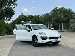 Alb Utilizat 2014 Porsche Cayenne SUV | 18.900 EUR