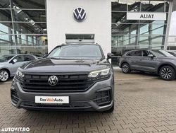 Culoaregri Utilizat 2022 VW Touareg Style SUV | 52.499 EUR (Scump)