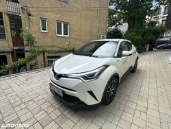 Alb Utilizat 2018 Toyota C-HR SUV | 18.500 EUR (Scump)