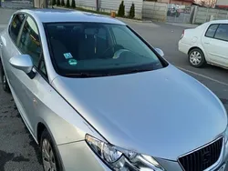 Gri Utilizat 2011 Seat Ibiza Reference Hatchback | 3.200 EUR (Preț OK)