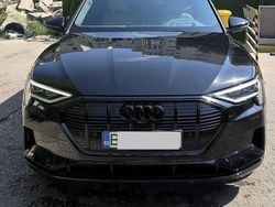 Culoarenegru Utilizat 2021 Audi e-tron Advanced SUV | 43.000 EUR (Scump)