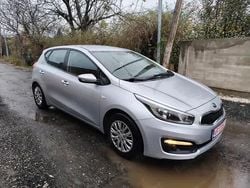 Argintiu Utilizat 2015 Kia Ceed Hatchback | 7.500 EUR (Preț OK)