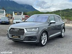 Gri Utilizat 2017 Audi SQ7 SUV | 33.500 EUR