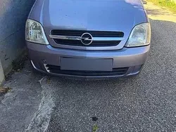 Culoarealte culori Utilizat 2005 Opel Meriva Monovolum | 1.300 EUR