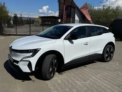 Alb Utilizat 2022 Renault Mégane Equilibre SUV | 19.999 EUR