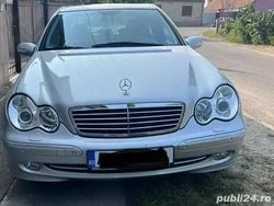 Utilizat 2003 Mercedes 320 Berlinǎ | 13.500 EUR