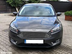 Gri Utilizat 2016 Ford Focus Titanium Hatchback | 7.989 EUR (Preț OK)